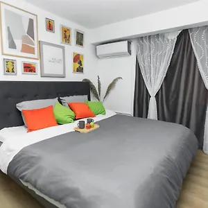 11 Steps' Lovely In The Center Appartement Tirana